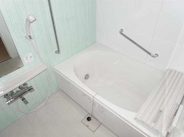 バス・シャワールーム　浴室