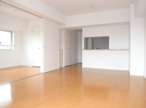 居室・リビング　内装