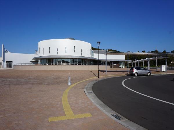 図書館　TRC八千代中央図書館（図書館）まで800m