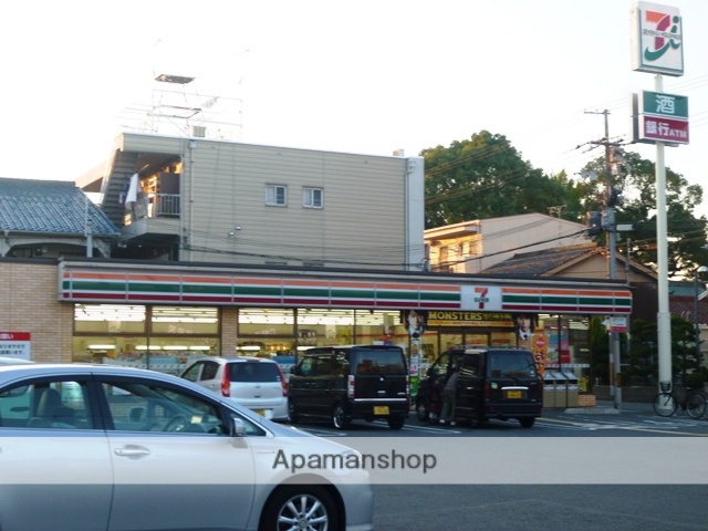 コンビニ　セブンイレブン（コンビニ）まで1515m