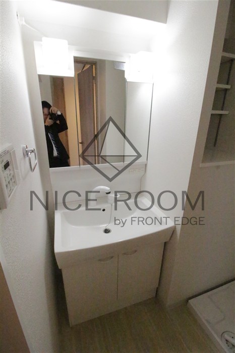 洗面設備　マンションはりげん鳳　独立洗面台