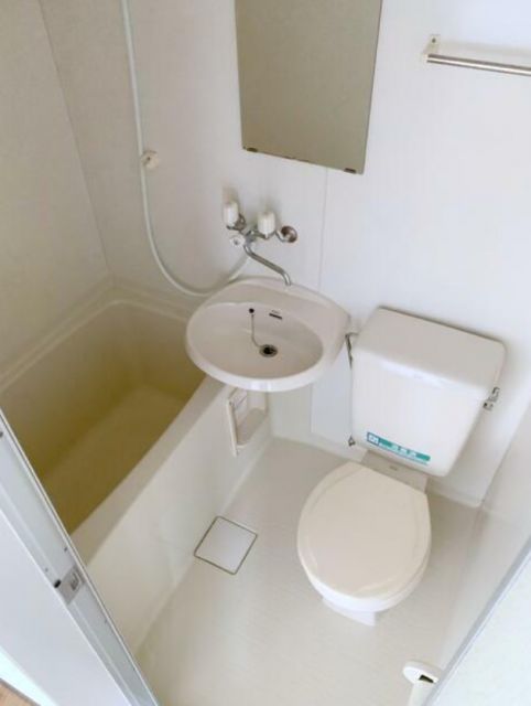 バス・シャワールーム