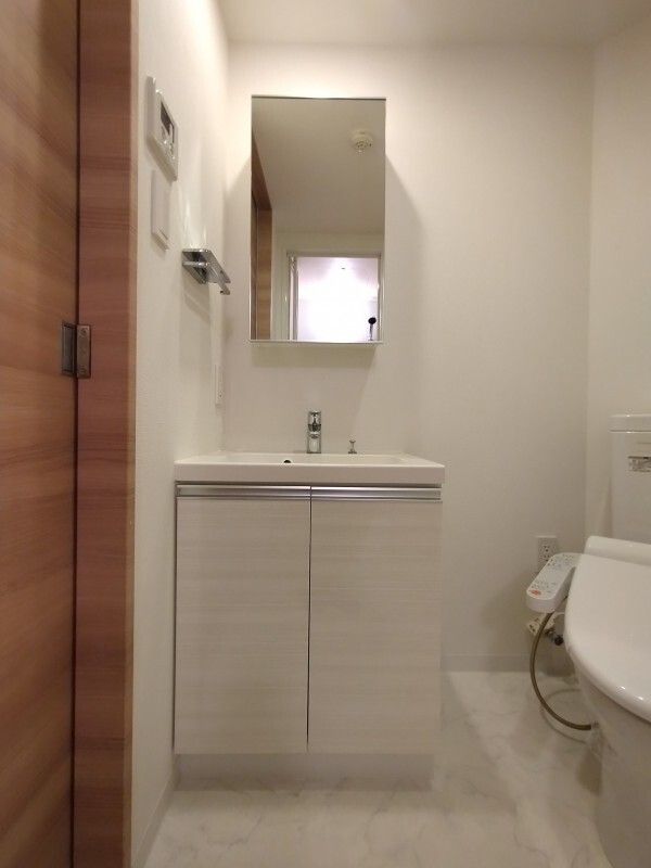 洗面設備　☆嬉しい独立洗面台付き☆