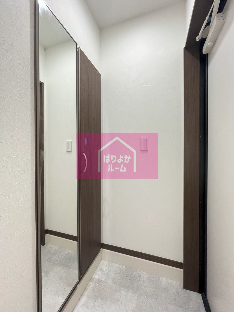 玄関　※類似物件の参考写真となります※現況優先※