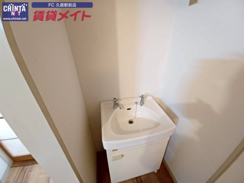 洗面設備　同物件別室画像
