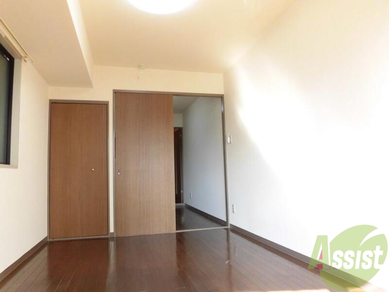 居室・リビング　明るお部屋ですよ