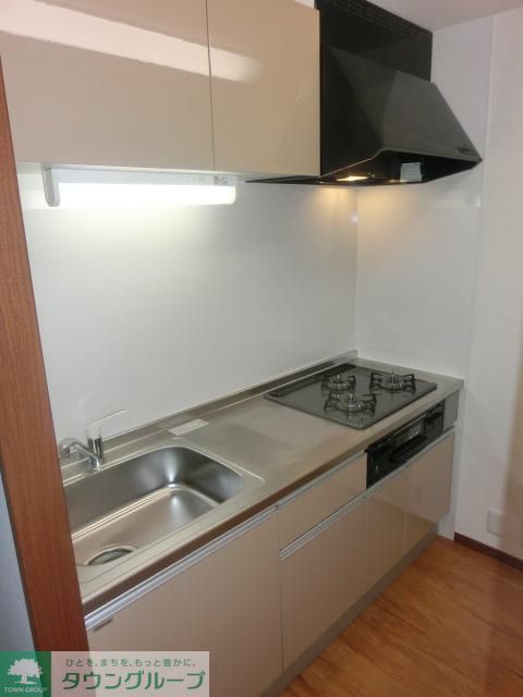 キッチン　使いやすい３口システムキッチン