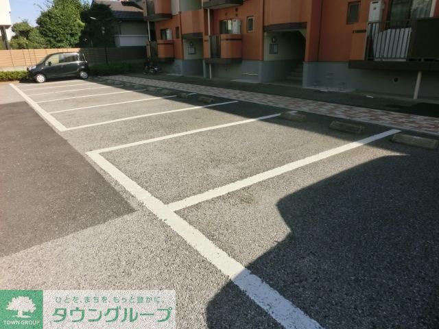 駐車場　敷地内駐車場