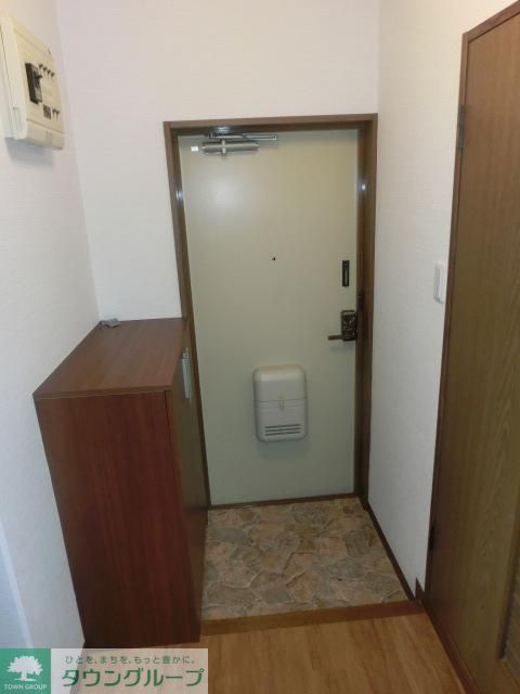 玄関　シューズＢＯＸ完備
