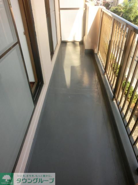 バルコニー　バルコニー