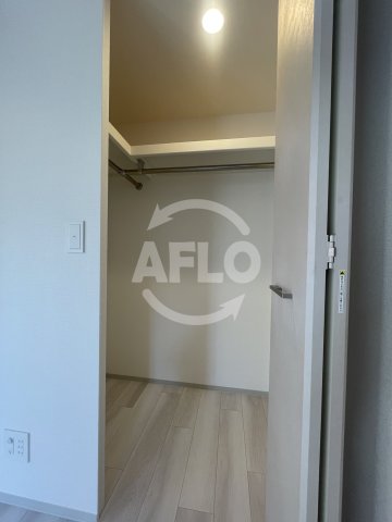 収納　ザ・ウエストマークシティプレミアム　ウォークインクローゼット