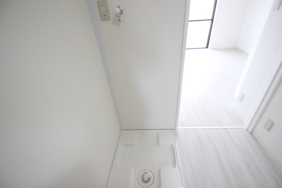 その他設備　給湯機