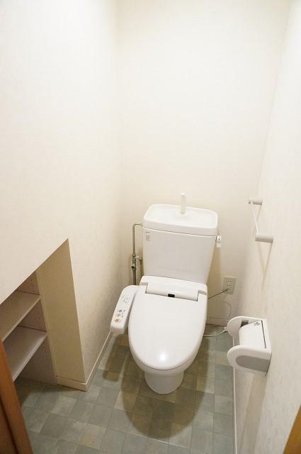 トイレ　トイレ