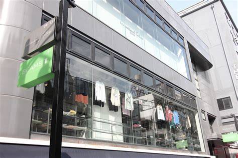 ショッピングセンター　BEAMS　T原宿（ショッピングセンター）まで553m