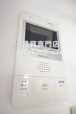 セキュリティ　モニター付きのインターホンです！