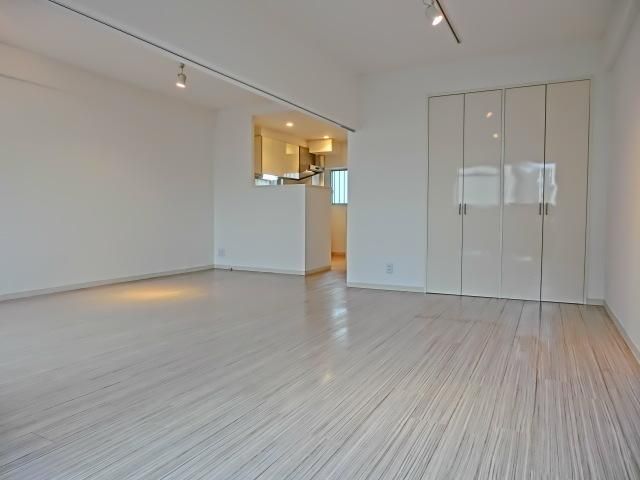 居室・リビング　★フローリング仕上げの居室★