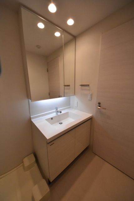 洗面設備　独立洗面台