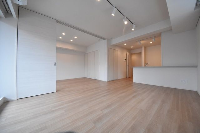 居室・リビング　広々リビング