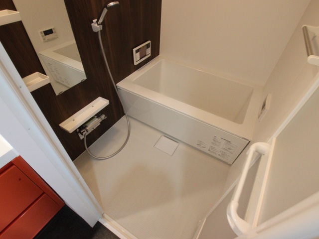 バス・シャワールーム　別室の参考写真です。※現況優先