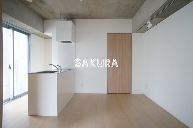 その他設備　室内エアコン付き♪