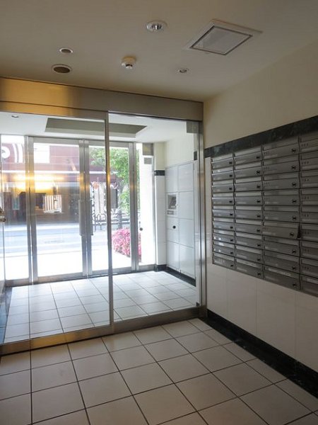 エントランス　エントランス