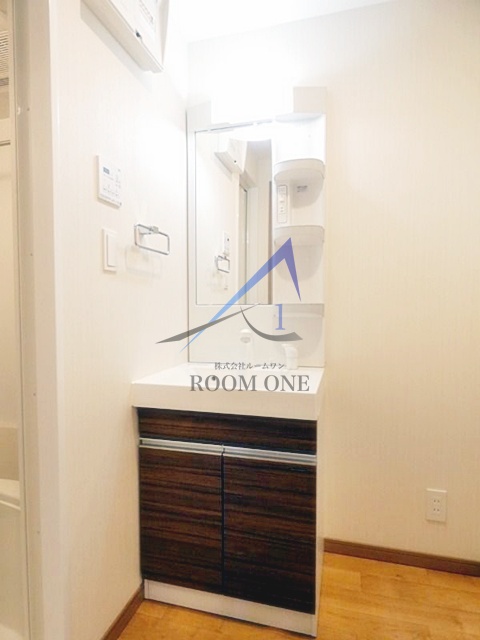 洗面設備　洗面台です。