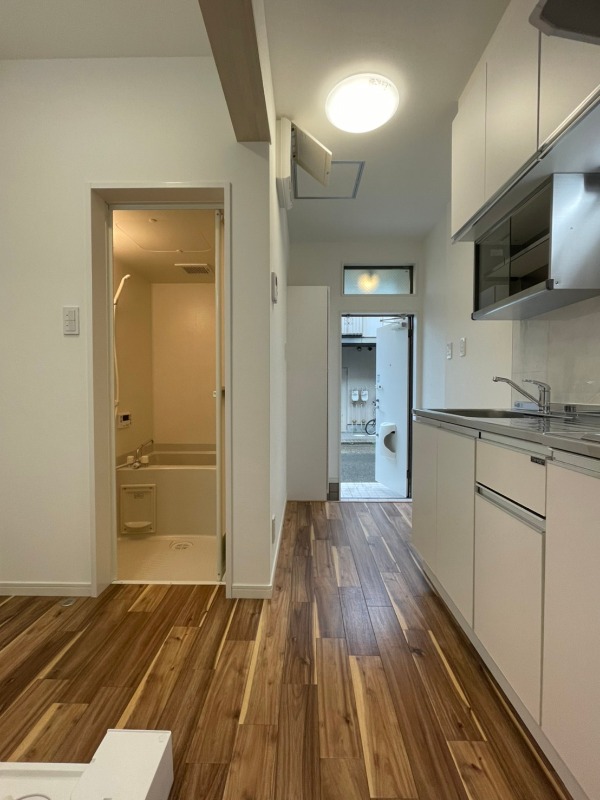 キッチン　※別部屋参考写真