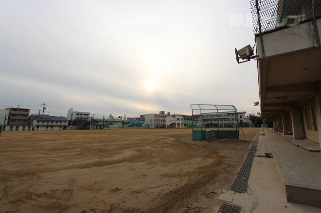 中学校　豊国中学校（中学校）まで1154m