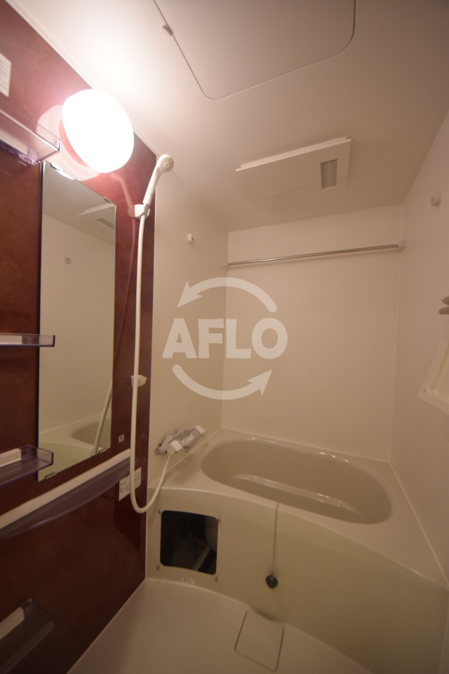 バス・シャワールーム　セレニテ本町東リアン　お風呂