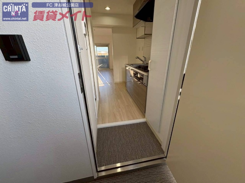 玄関　同型参考写真