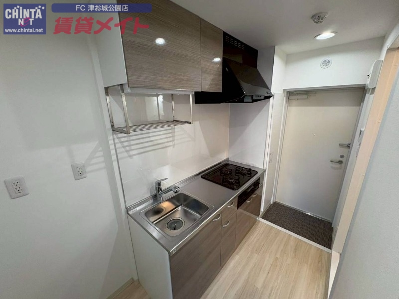 キッチン　同型参考写真