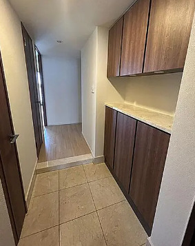 玄関　別タイプ部屋　参考写真です