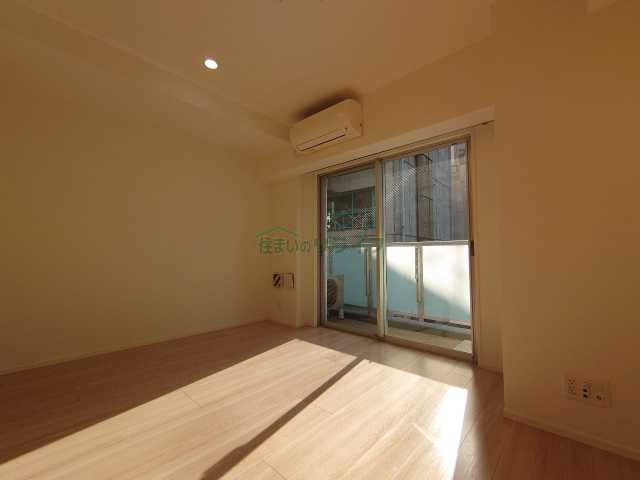 居室・リビング　別部屋参考写真です