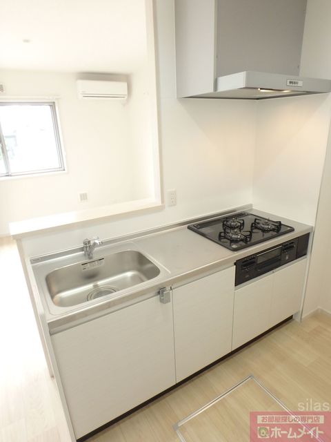 キッチン　同施工会社・同型モデルの室内です。（参考写真・イメージ写真）