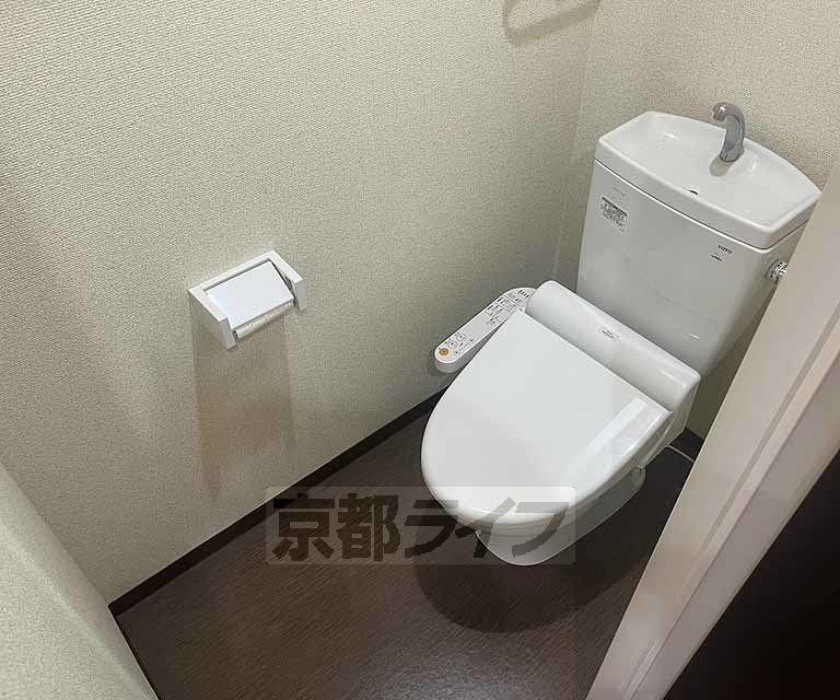 トイレ　清潔感のあるトイレです。