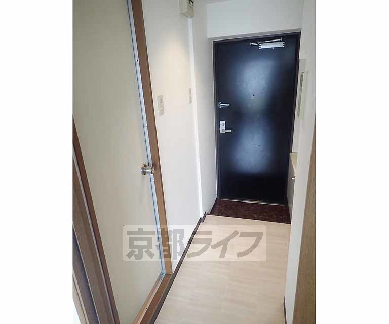 その他部屋・スペース　すっきりとした廊下です。