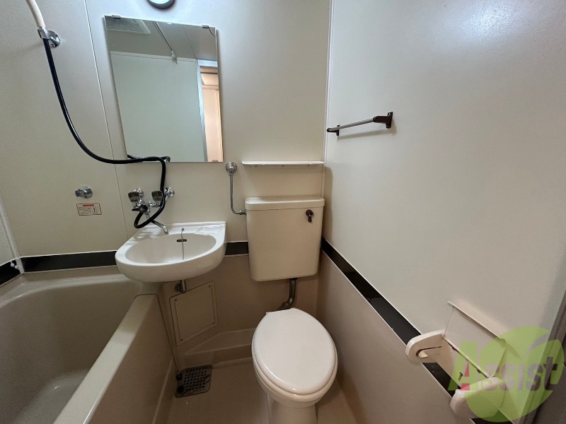 トイレ　こちらはトイレです。清潔感があり、安心して使用できます。