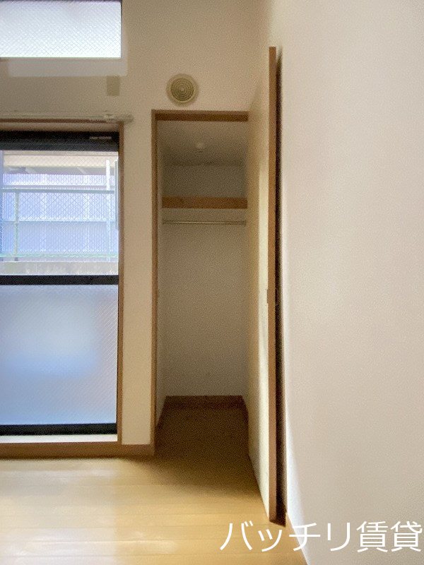 収納　画像は別号室タイプの為、現状を優先致します。