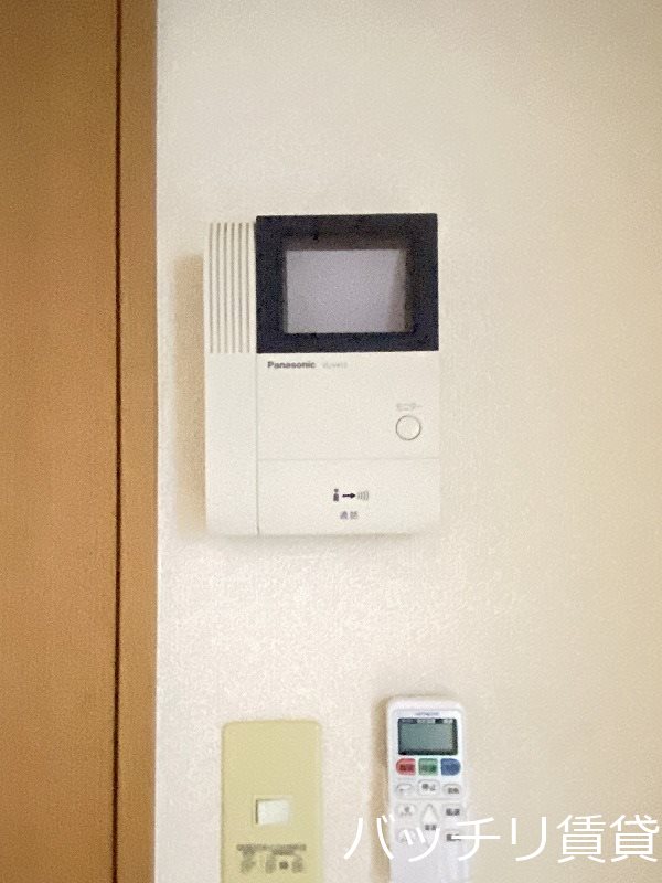 セキュリティ　画像は別号室タイプの為、現状を優先致します。