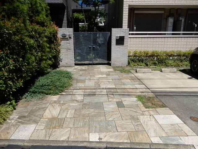 エントランス　エントランス