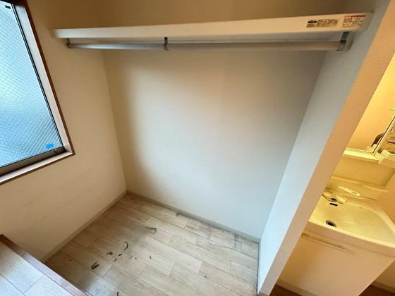 収納　※別部屋の写真です