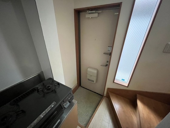 玄関　※別部屋の写真です