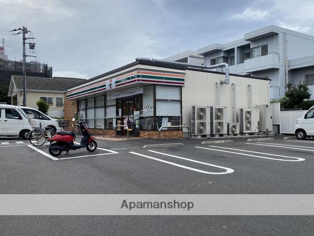 コンビニ　セブンイレブン（コンビニ）まで478m