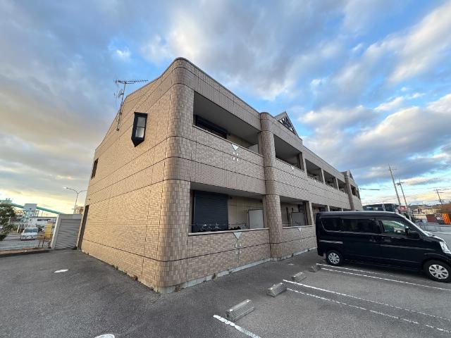 建物外観　外観写真（昼）