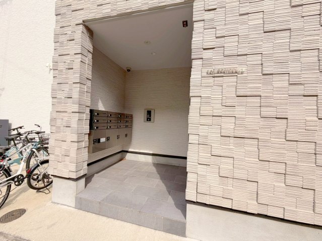 エントランス　綺麗なエントランスです。