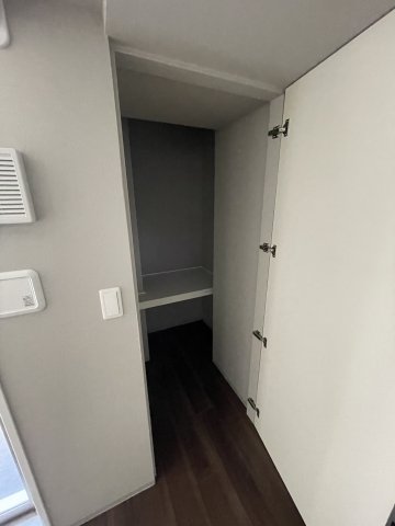 収納　WORVE大阪本町　ウォークインクローゼット