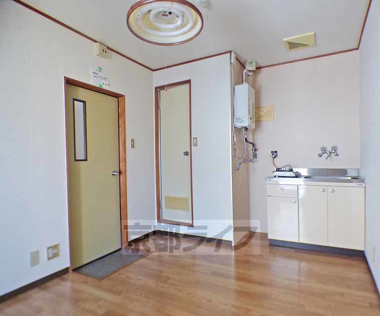 居室・リビング　綺麗な洋室です。