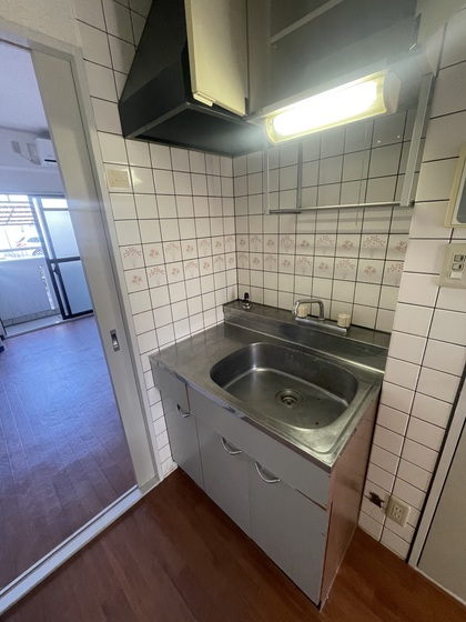 キッチン　※別部屋の写真です