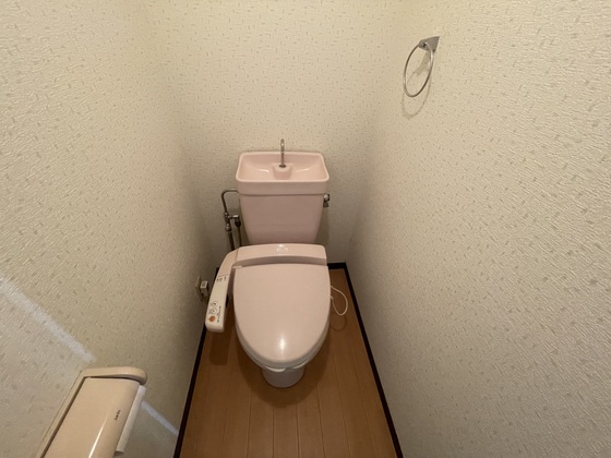 トイレ　※別部屋の写真です