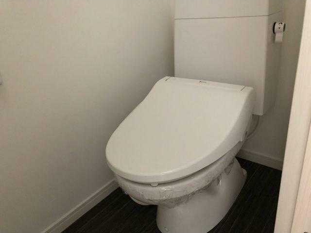 トイレ　※別号室参考写真